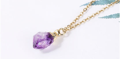 LOTTE - Amethyst Rohstein Anhänger Halskette mit Goldplattierung